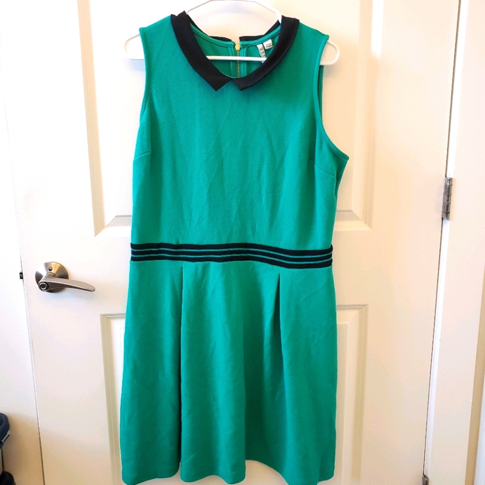 Kelly Green Dress